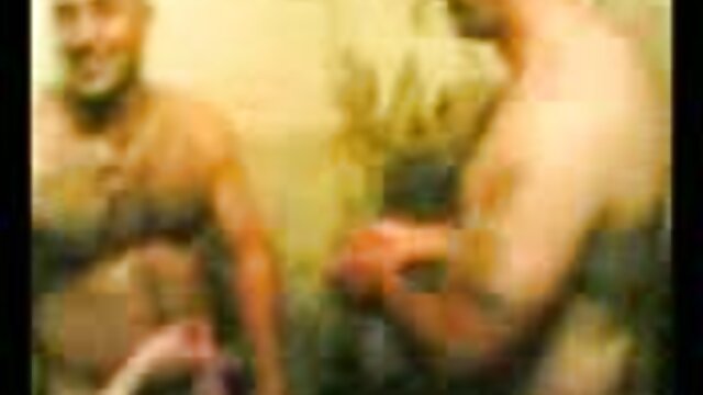 बाथरूम हिंदी सेक्सी फुल मूवी एचडी में में माँ
